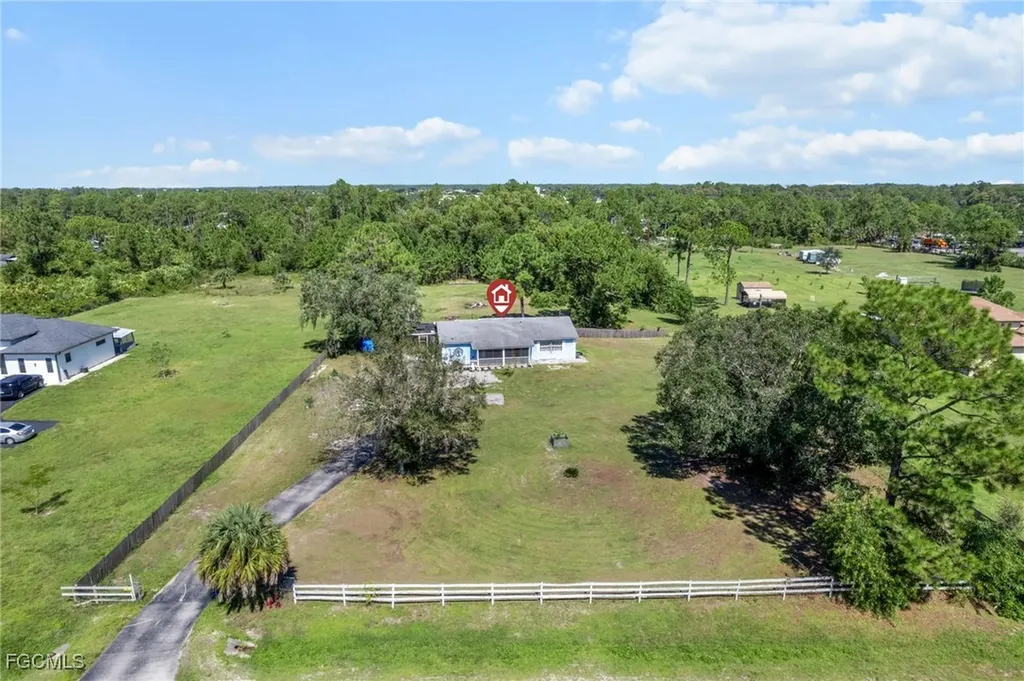 4121 16th Avenue NE Naples FL 34120