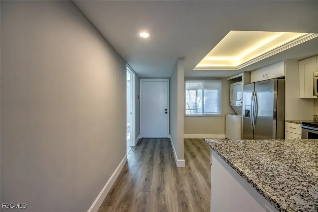 2526 SE 16th Place Cape Coral FL 33904