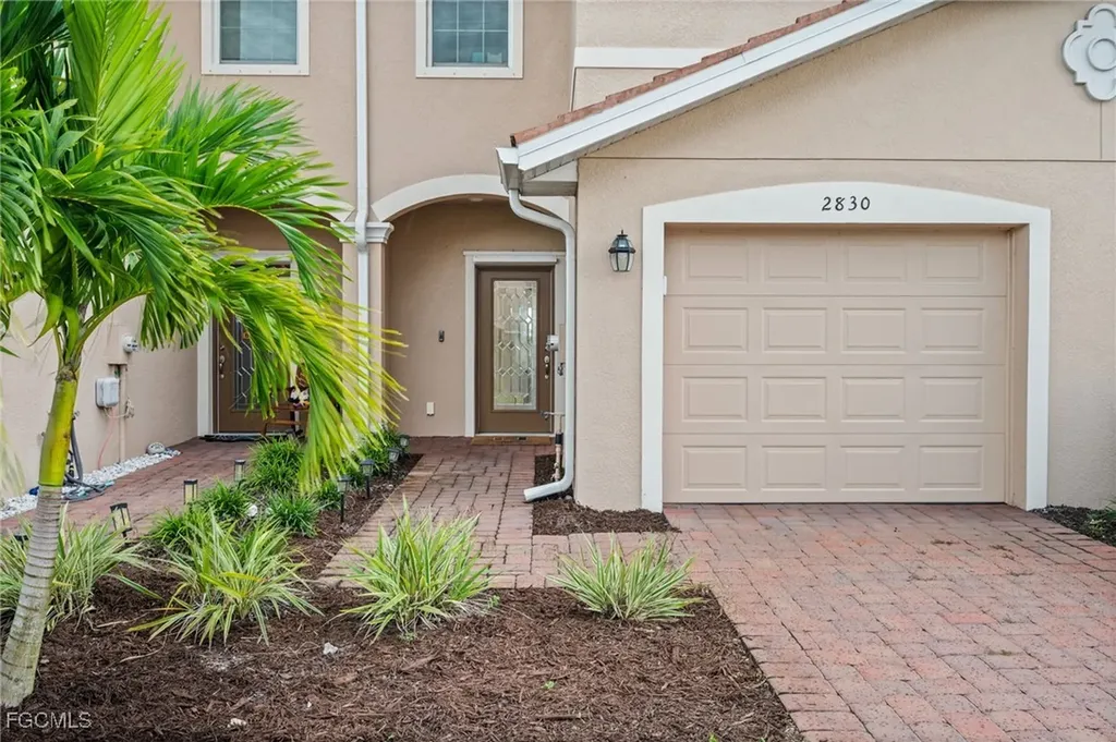 2830 Blossom Way Naples FL 34120