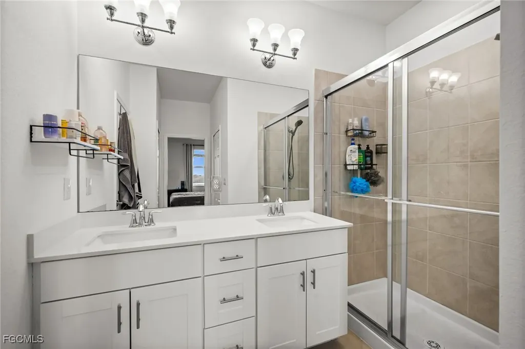 2830 Blossom Way Naples FL 34120