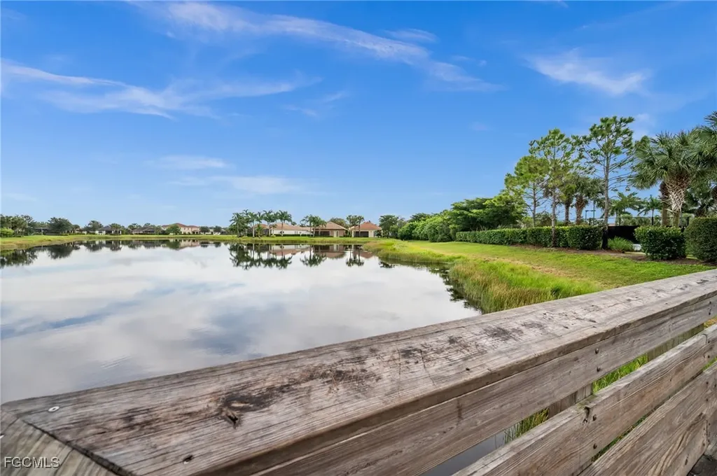 2830 Blossom Way Naples FL 34120