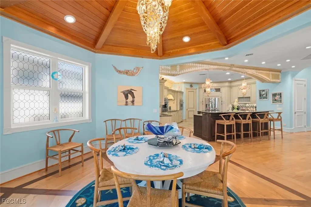 4725 Rue Belle Mer Sanibel FL 33957