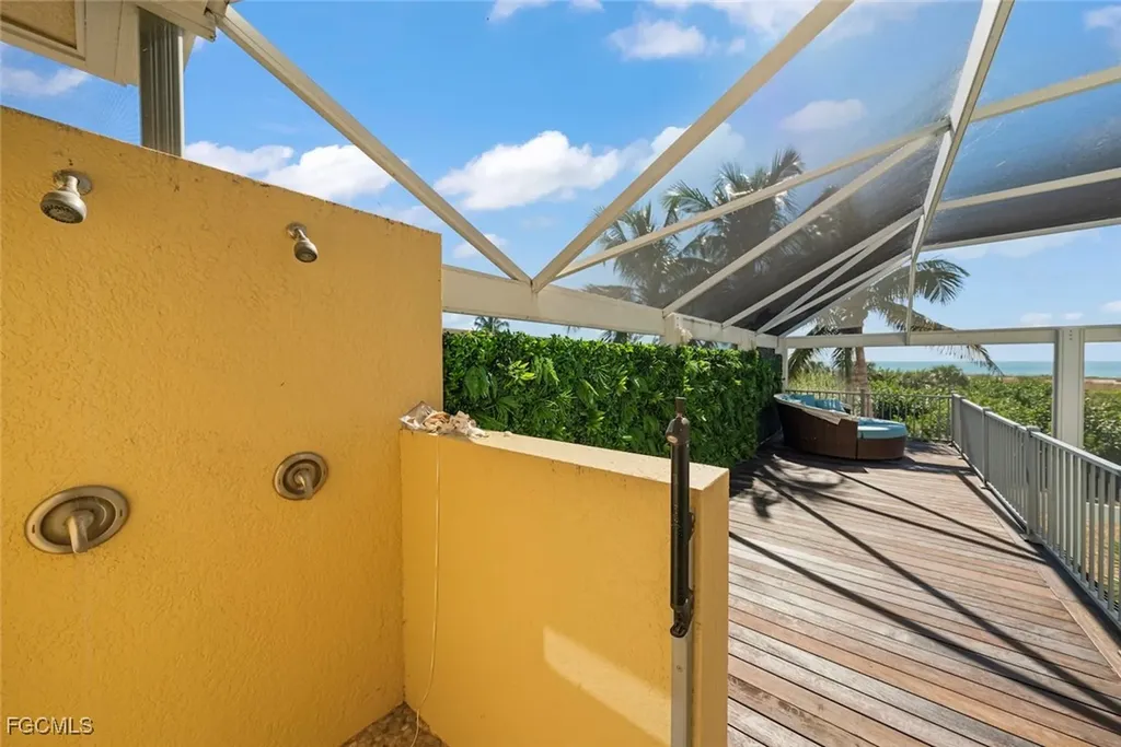 4725 Rue Belle Mer Sanibel FL 33957