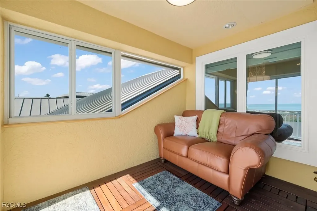 4725 Rue Belle Mer Sanibel FL 33957