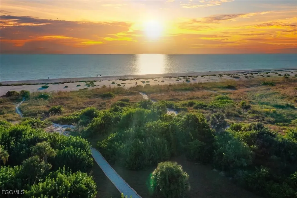 4725 Rue Belle Mer Sanibel FL 33957