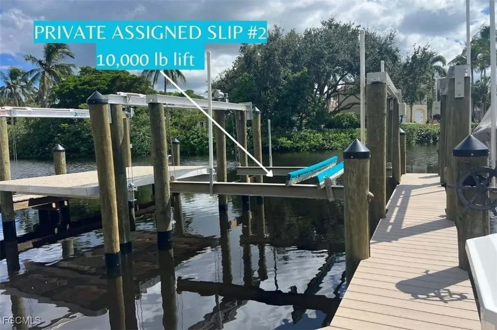 27710 Marina Isle Court Bonita Springs FL 34134