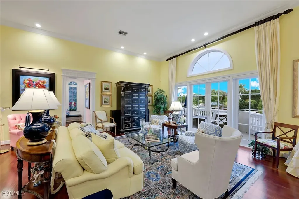 27710 Marina Isle Court Bonita Springs FL 34134