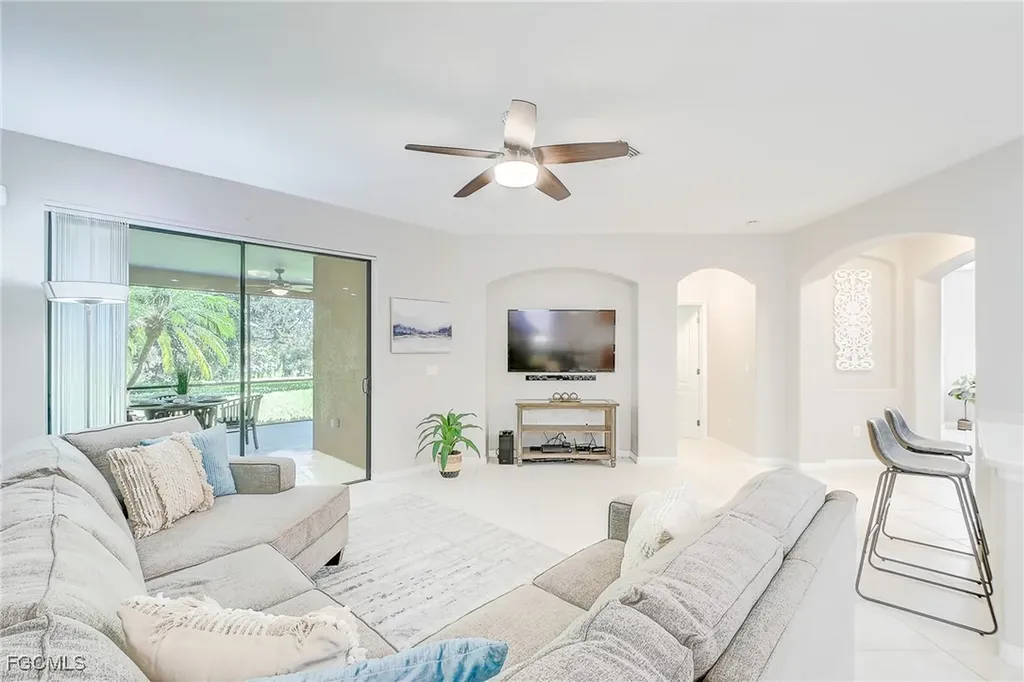 12018 Country Day Circle Fort Myers FL 33913