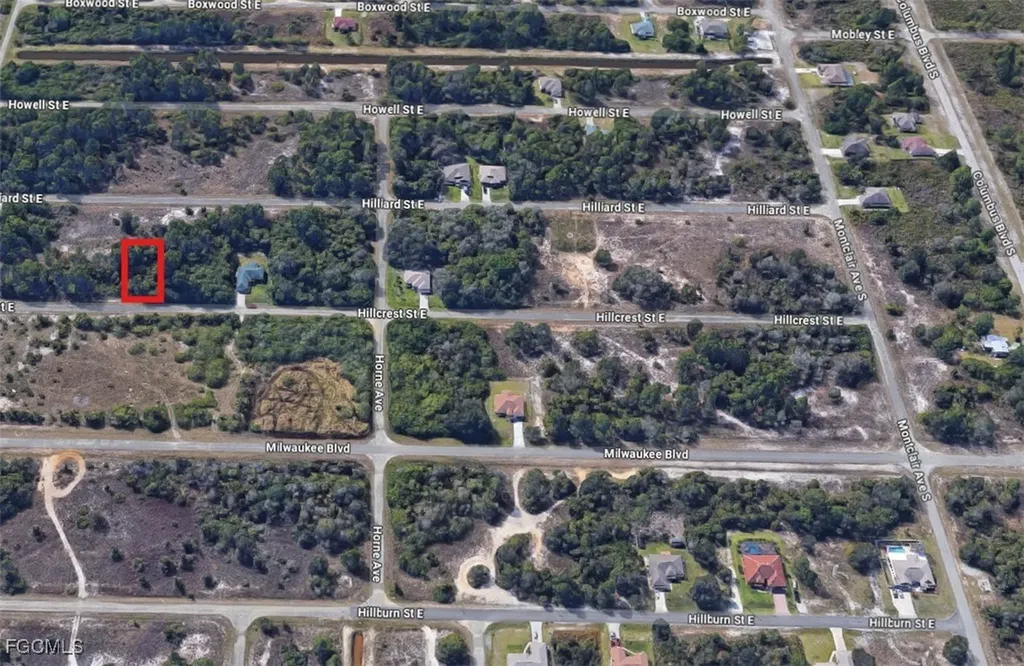 1252 Hillcrest Street E Lehigh Acres FL 33974