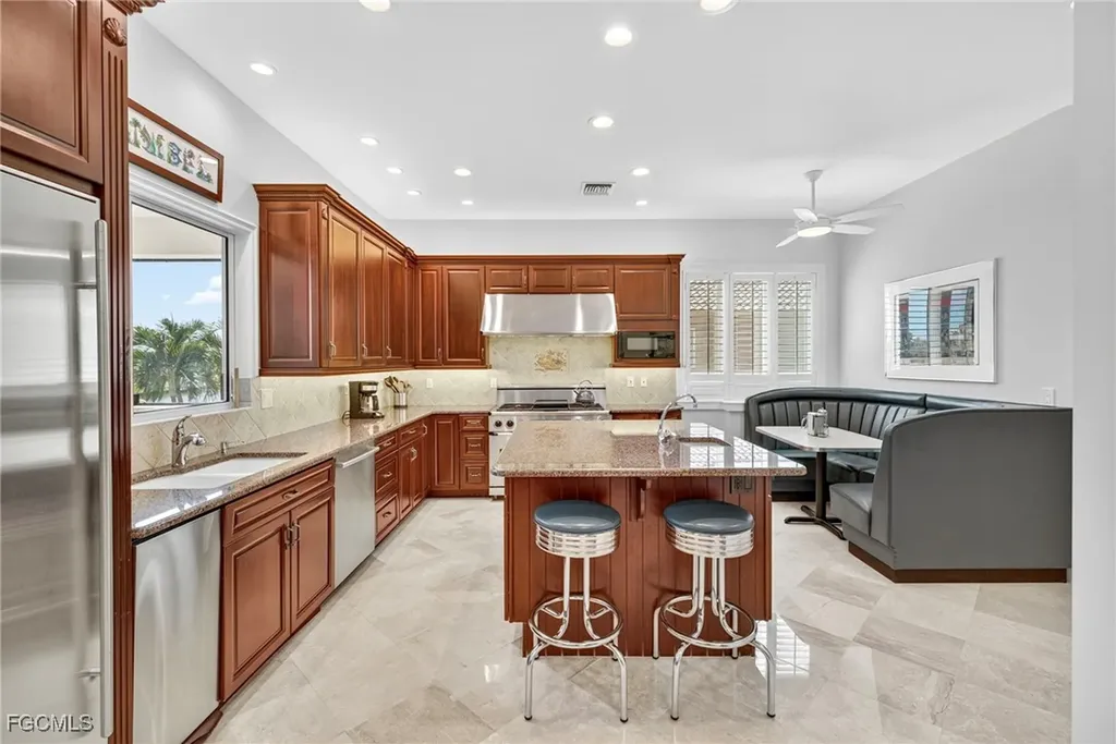 859 Limpet Drive Sanibel FL 33957