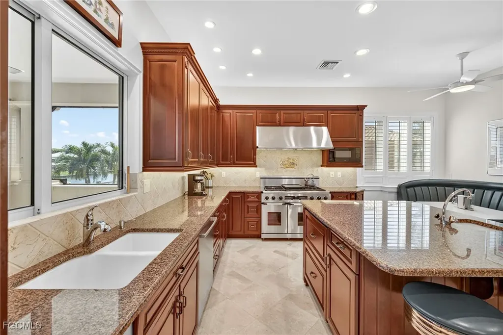859 Limpet Drive Sanibel FL 33957