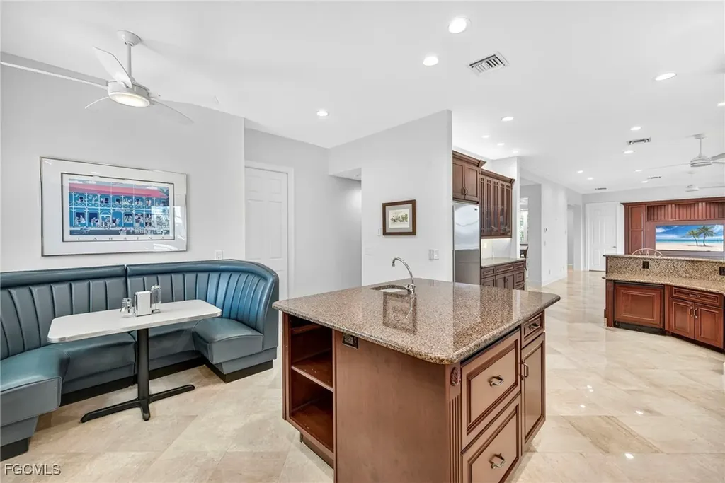 859 Limpet Drive Sanibel FL 33957
