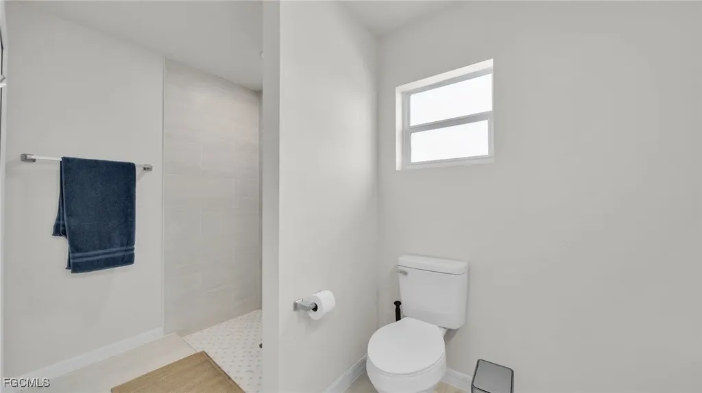 1125 NE 11th Terrace Cape Coral FL 33909