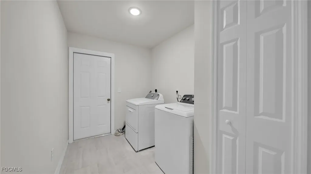 1125 NE 11th Terrace Cape Coral FL 33909