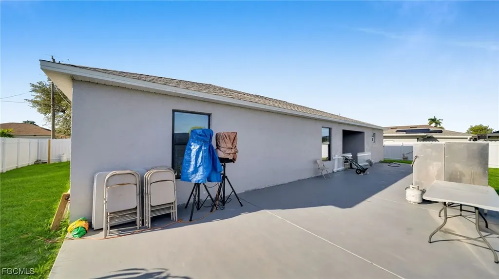 1125 NE 11th Terrace Cape Coral FL 33909