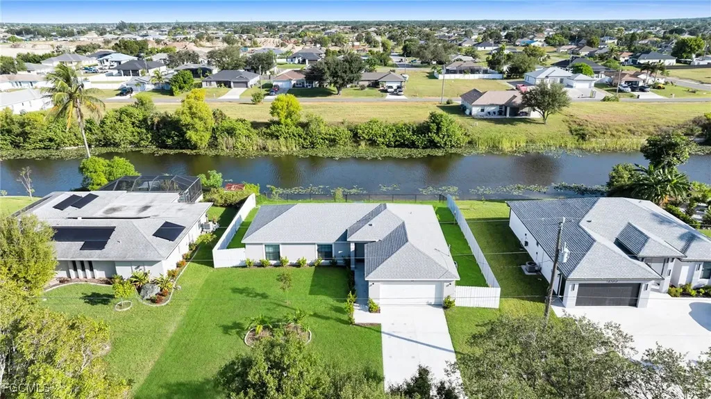 1125 NE 11th Terrace Cape Coral FL 33909