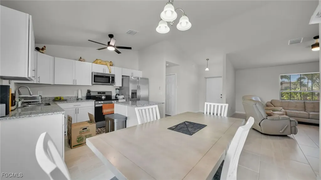 1125 NE 11th Terrace Cape Coral FL 33909