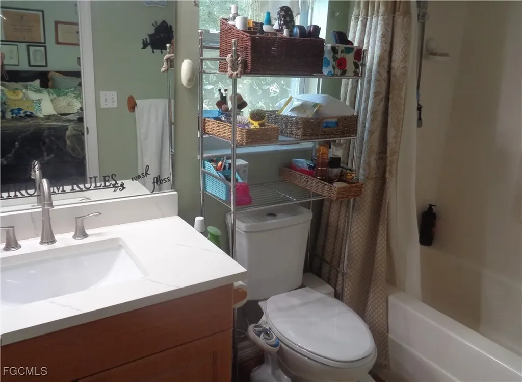 814 Rocaille Avenue Fort Myers FL 33913