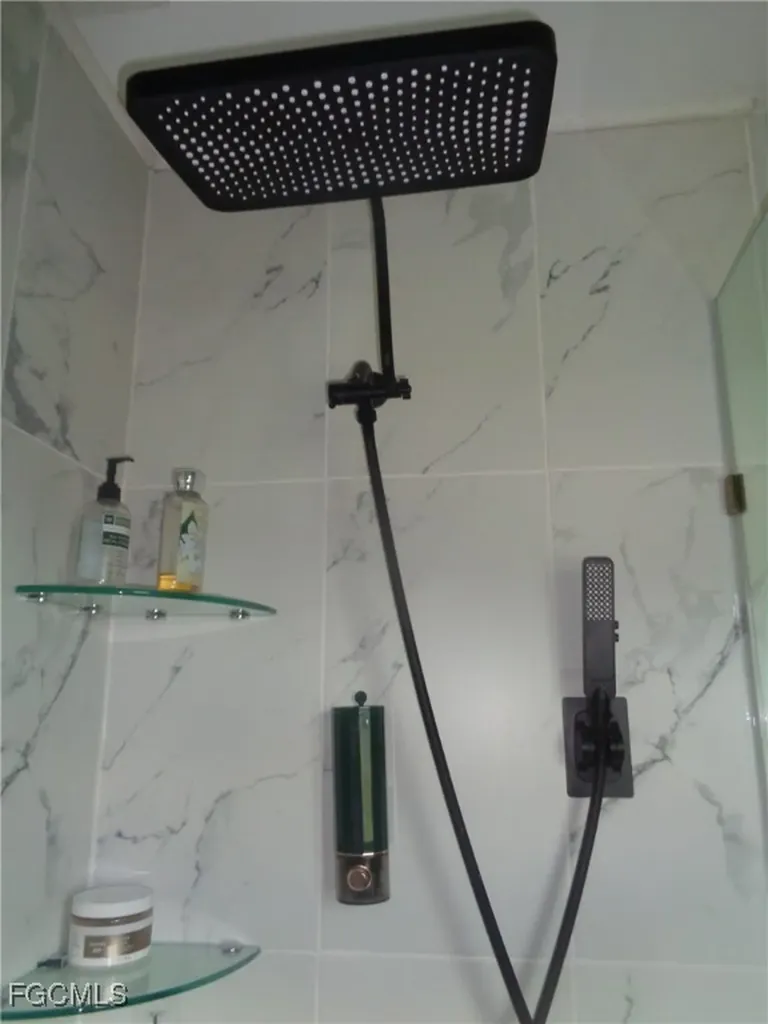 814 Rocaille Avenue Fort Myers FL 33913