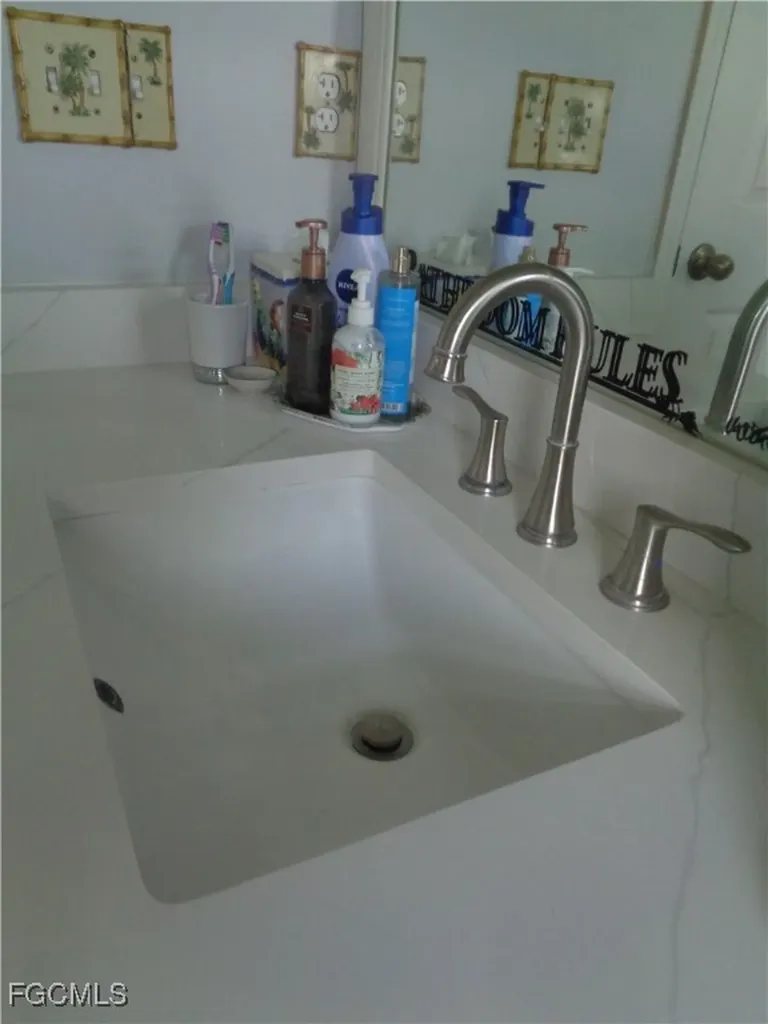 814 Rocaille Avenue Fort Myers FL 33913