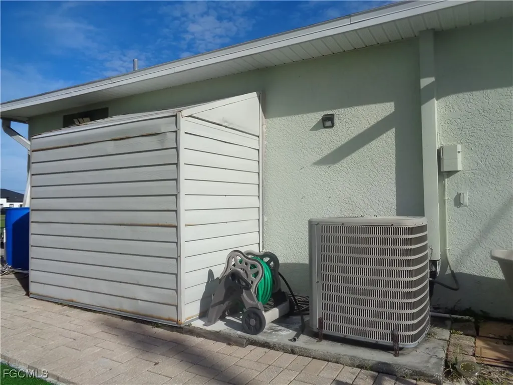 814 Rocaille Avenue Fort Myers FL 33913