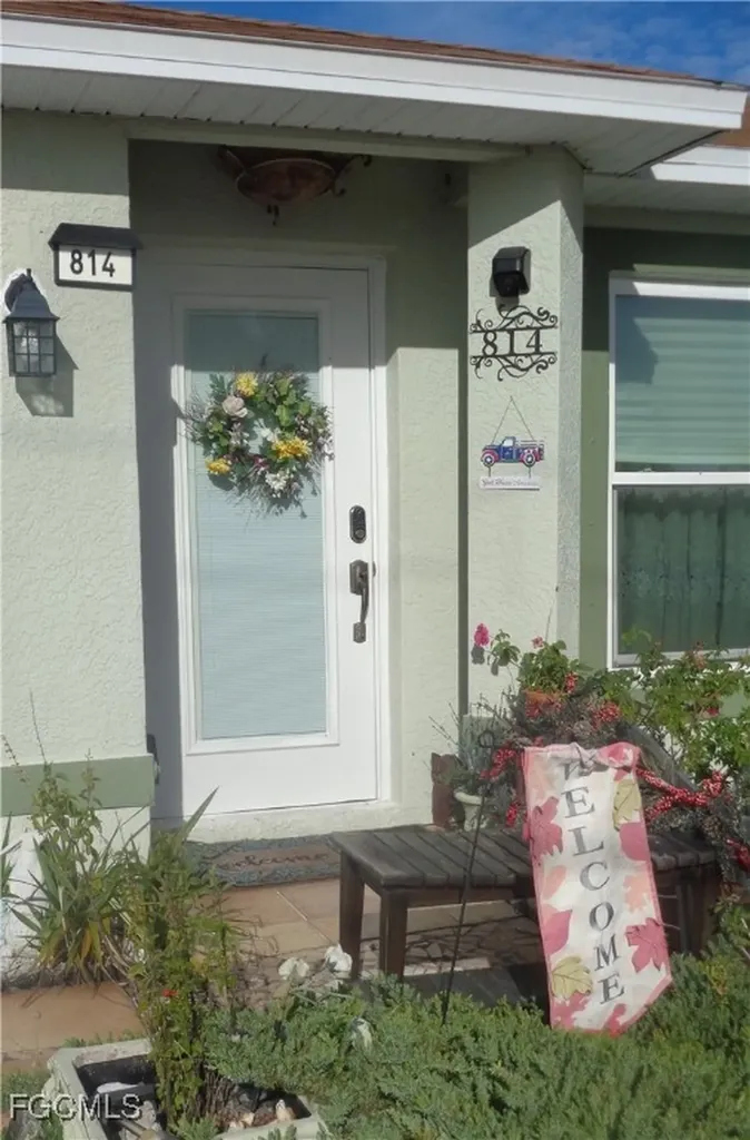 814 Rocaille Avenue Fort Myers FL 33913