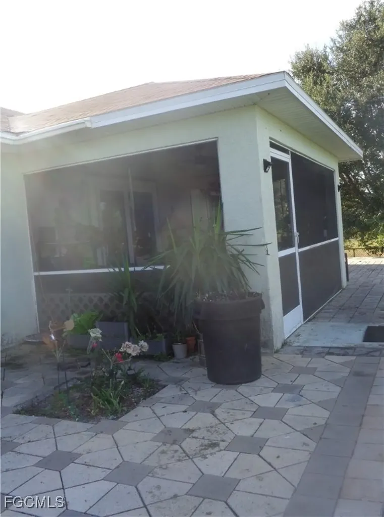 814 Rocaille Avenue Fort Myers FL 33913