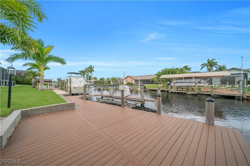 5309 SW 11th Avenue Cape Coral FL 33914