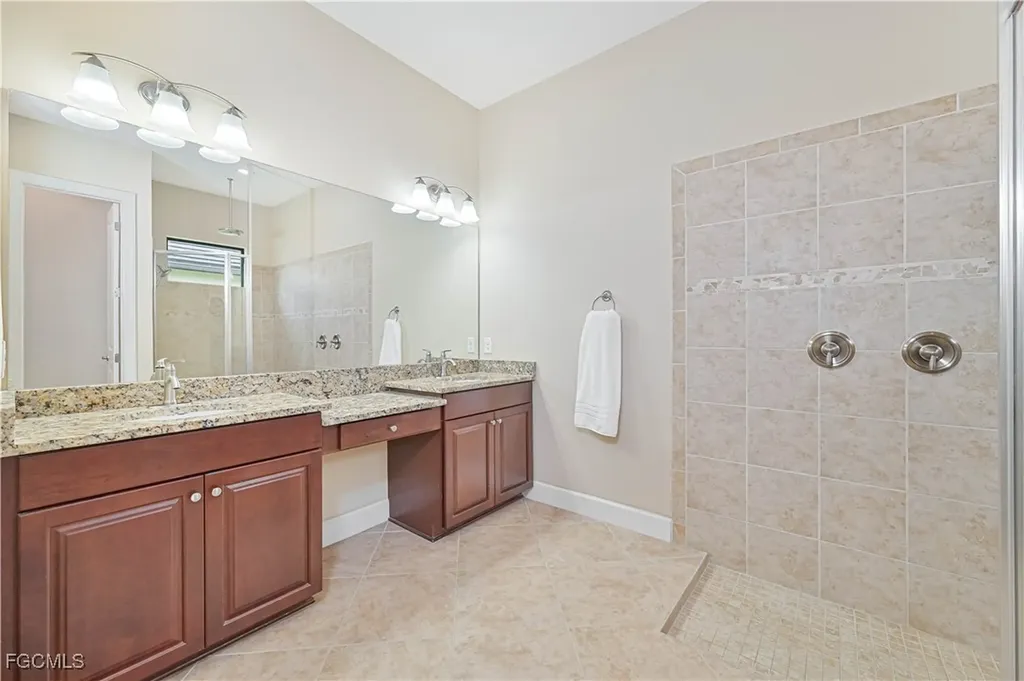 17283 Walnut Run Drive Alva FL 33920