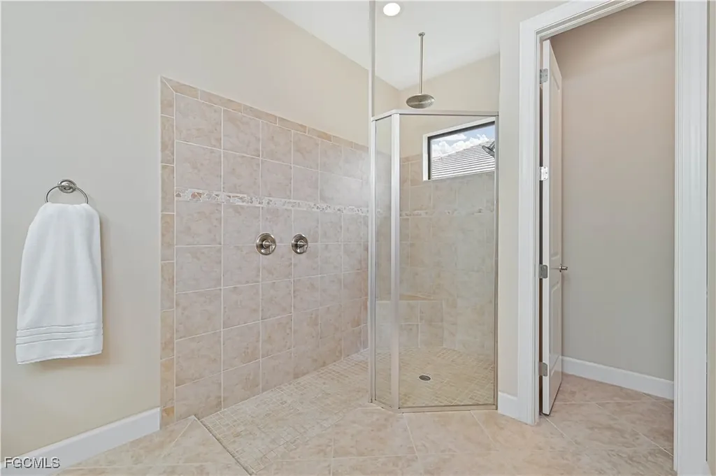 17283 Walnut Run Drive Alva FL 33920