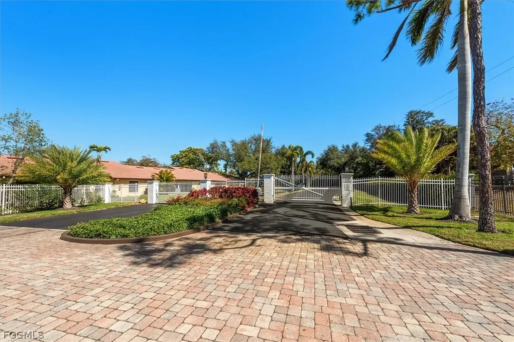 13108 Tall Pine Circle Fort Myers FL 33907