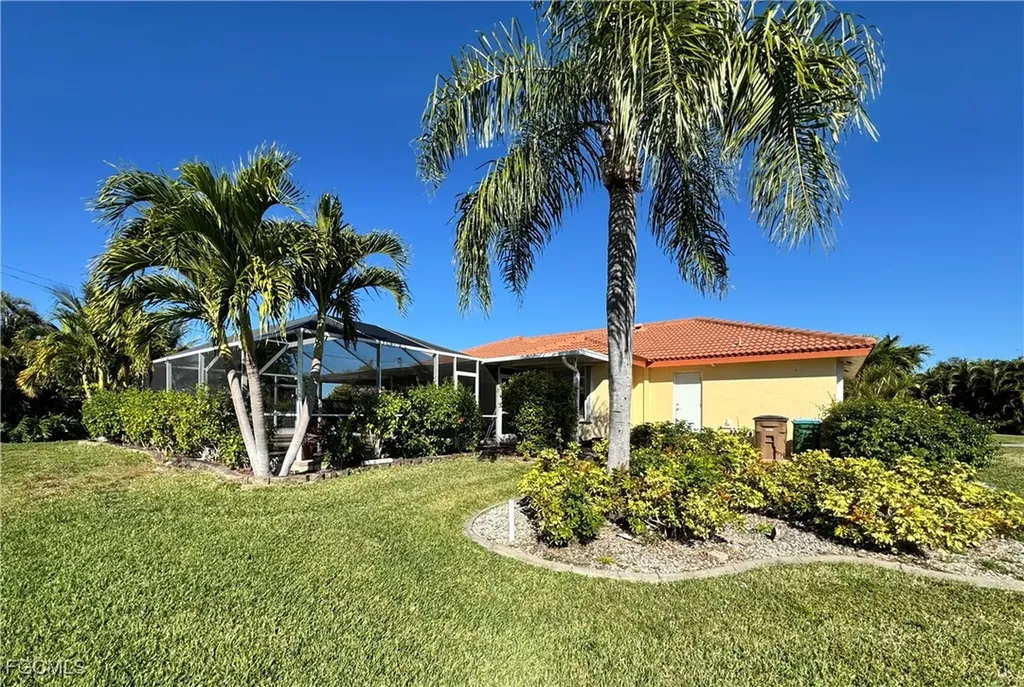 136 SE 45th Terrace Cape Coral FL 33904