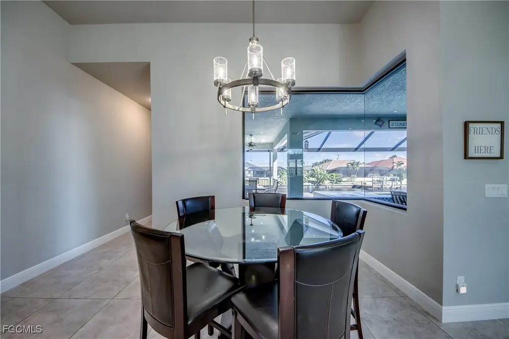 2915 SW 38th Terrace Cape Coral FL 33914