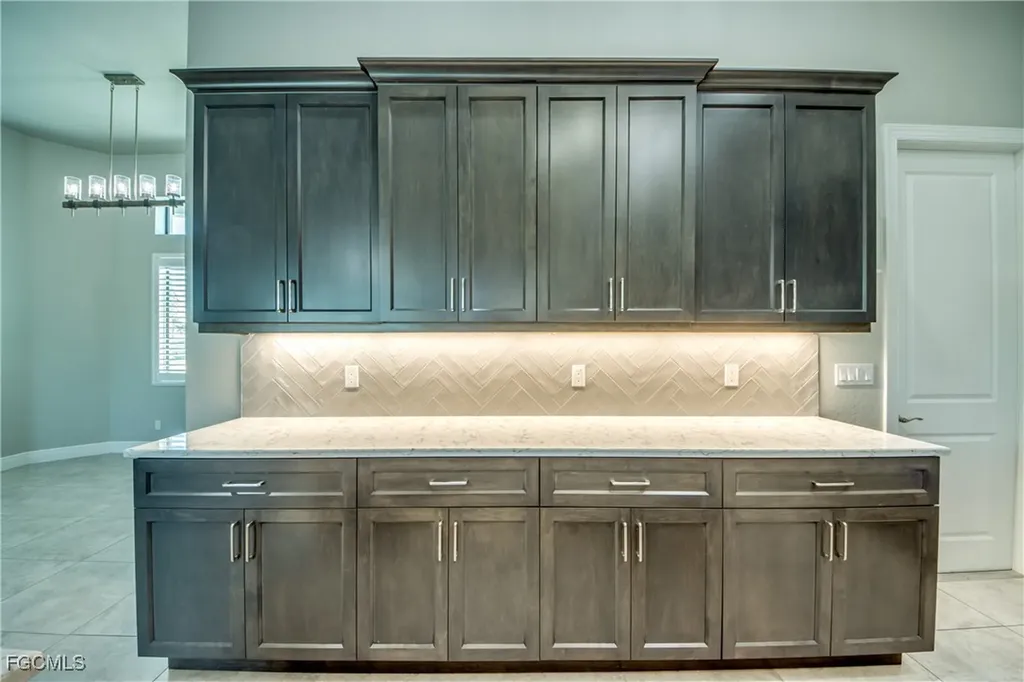 2915 SW 38th Terrace Cape Coral FL 33914