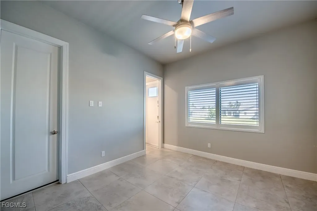 2915 SW 38th Terrace Cape Coral FL 33914