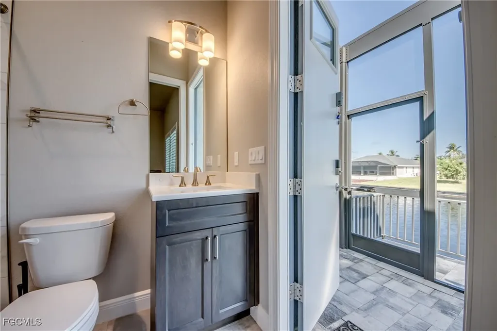 2915 SW 38th Terrace Cape Coral FL 33914