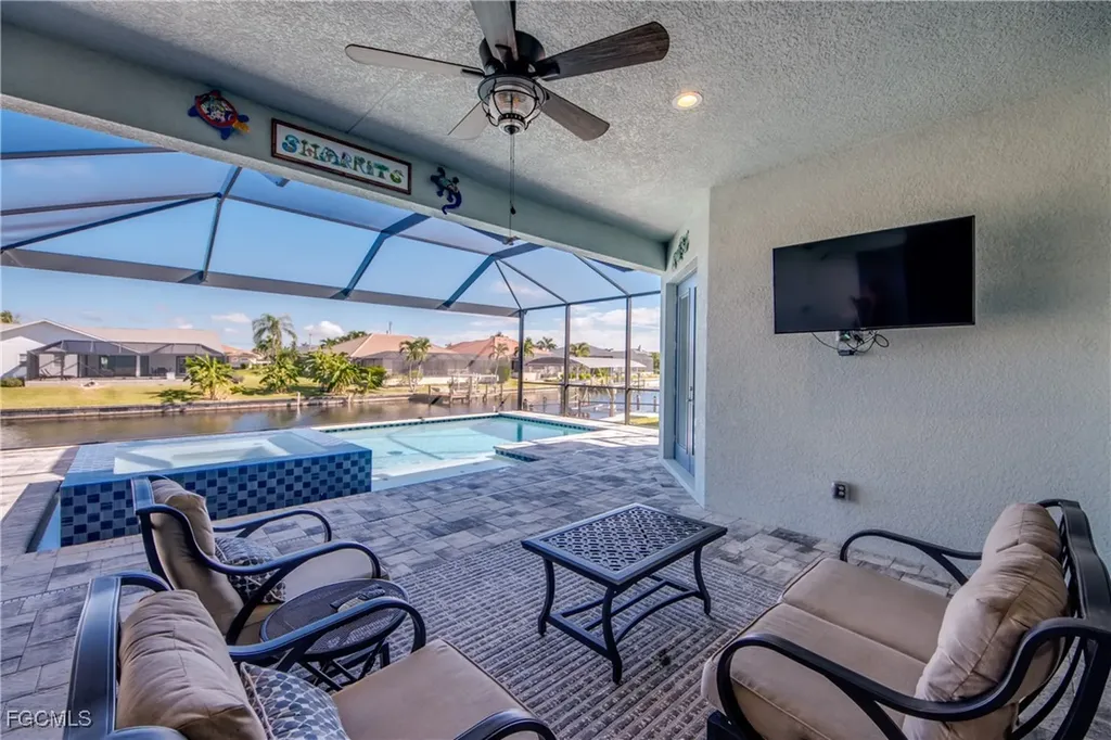 2915 SW 38th Terrace Cape Coral FL 33914