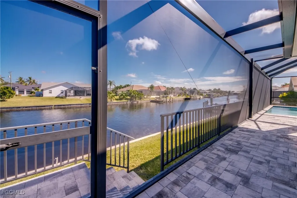 2915 SW 38th Terrace Cape Coral FL 33914