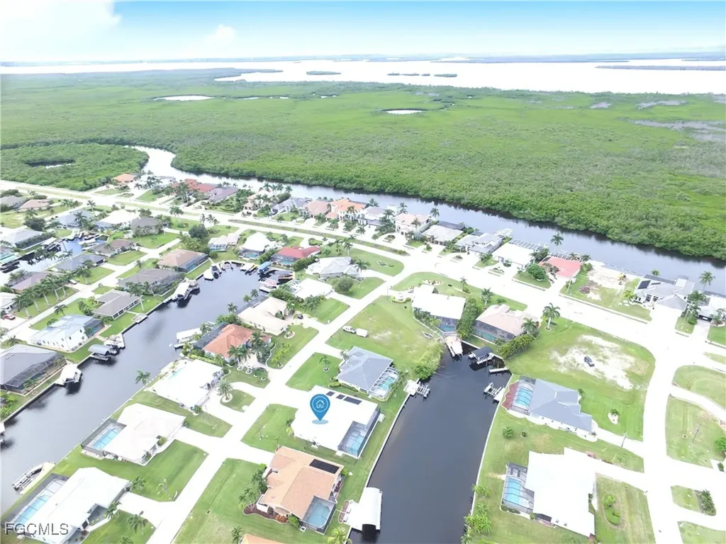 2915 SW 38th Terrace Cape Coral FL 33914