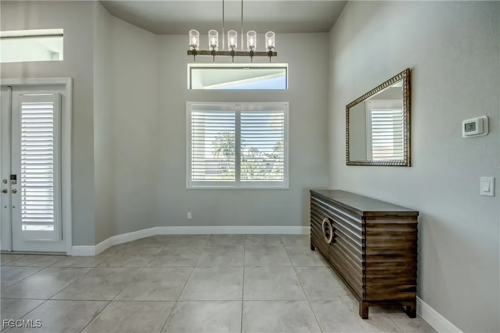 2915 SW 38th Terrace Cape Coral FL 33914