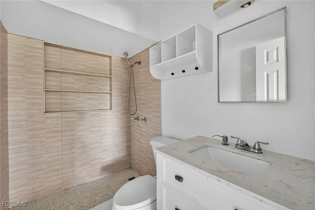 2613 Cartegena Avenue Fort Myers FL 33905