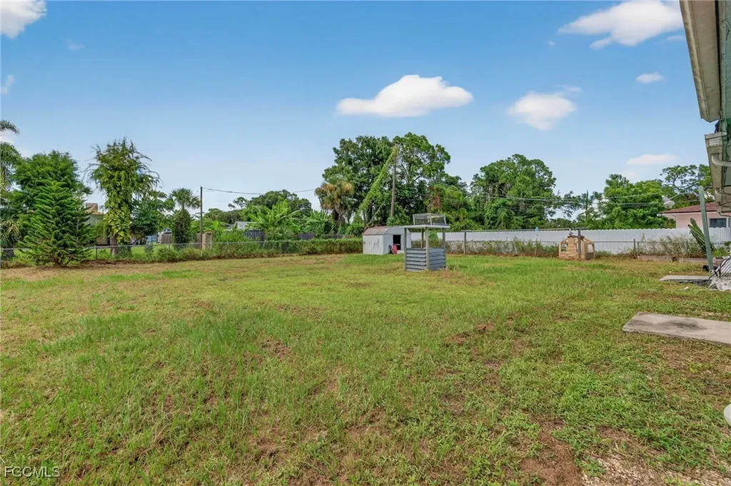 2613 Cartegena Avenue Fort Myers FL 33905