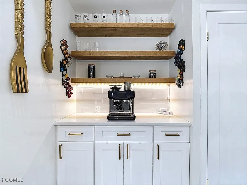 1325 Caloosa Vista Road Fort Myers FL 33901