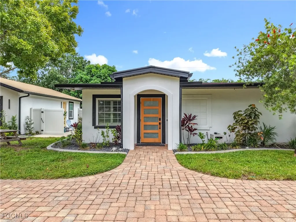 1325 Caloosa Vista Road Fort Myers FL 33901