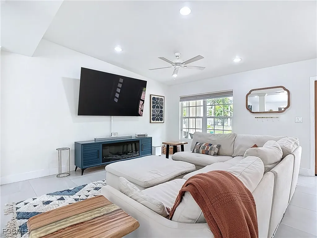 1325 Caloosa Vista Road Fort Myers FL 33901