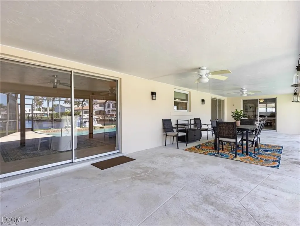 450 Keenan Avenue Fort Myers FL 33919