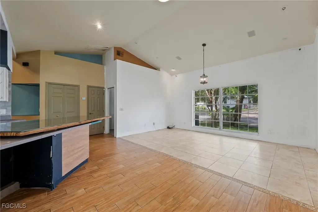 1981 Carbonata Drive Alva FL 33920