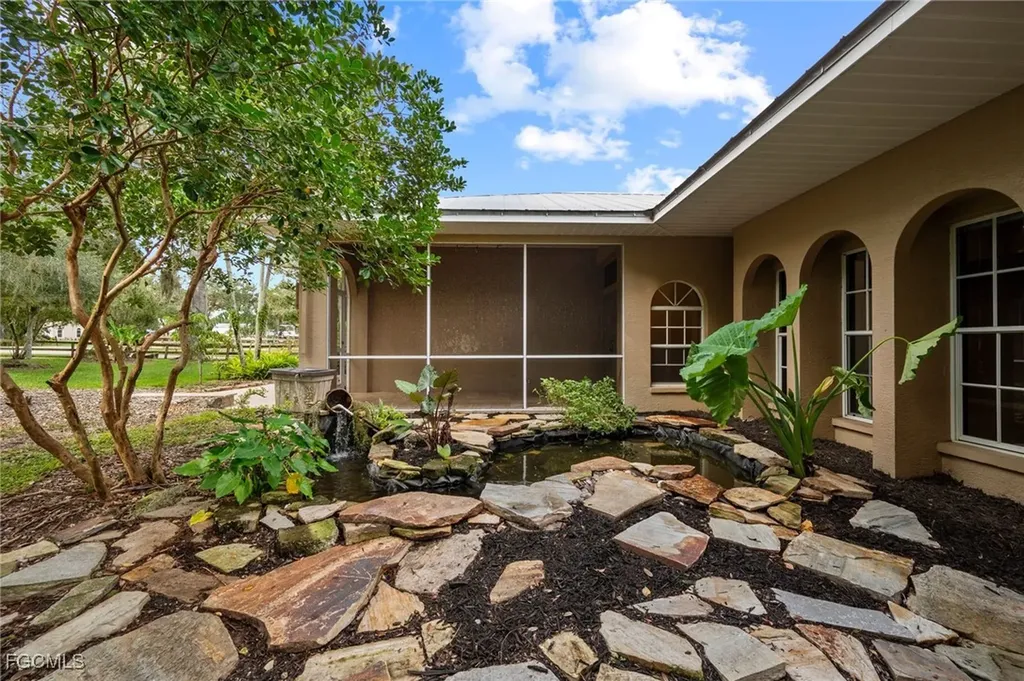 1981 Carbonata Drive Alva FL 33920