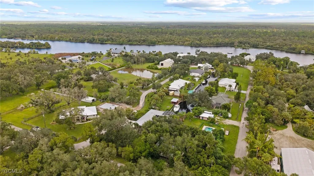 1981 Carbonata Drive Alva FL 33920