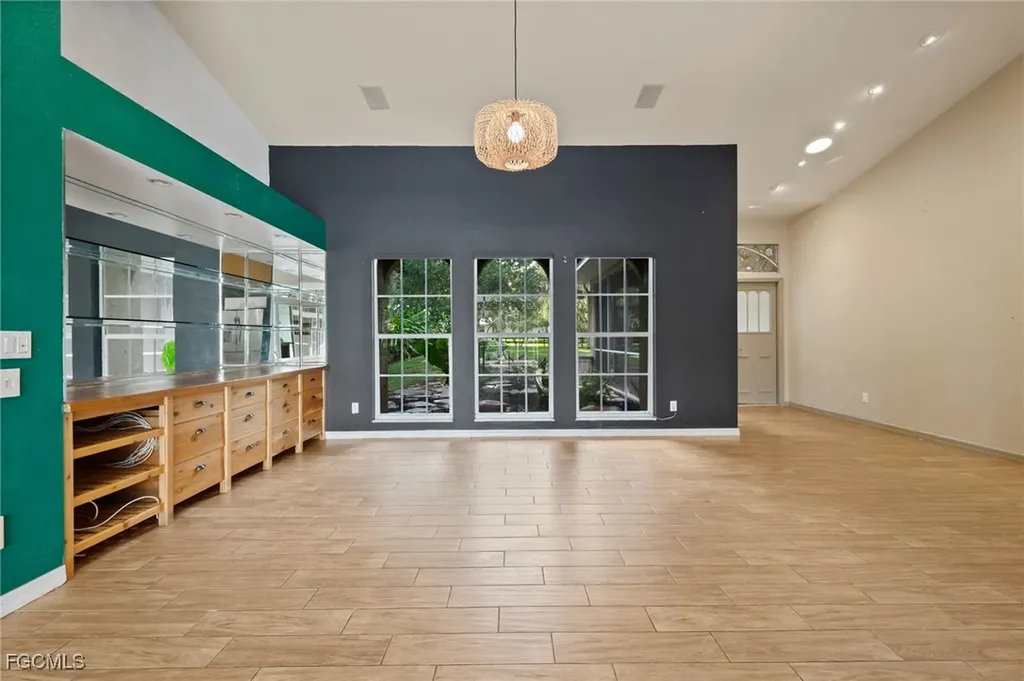 1981 Carbonata Drive Alva FL 33920